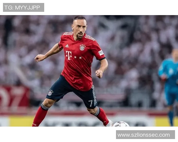 足球星视界:探寻绿茵场上的传奇与梦想,全球球星背后的故事与荣耀